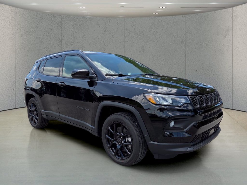 New 2026 Jeep Compass Latitude AWD/4WD image 13