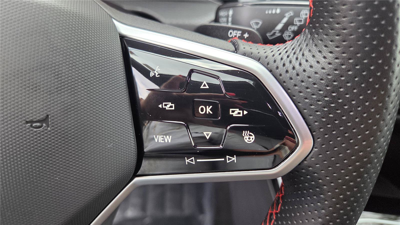 Used 2023 Volkswagen GTI SE w/ SE Leather Package FWD image 21