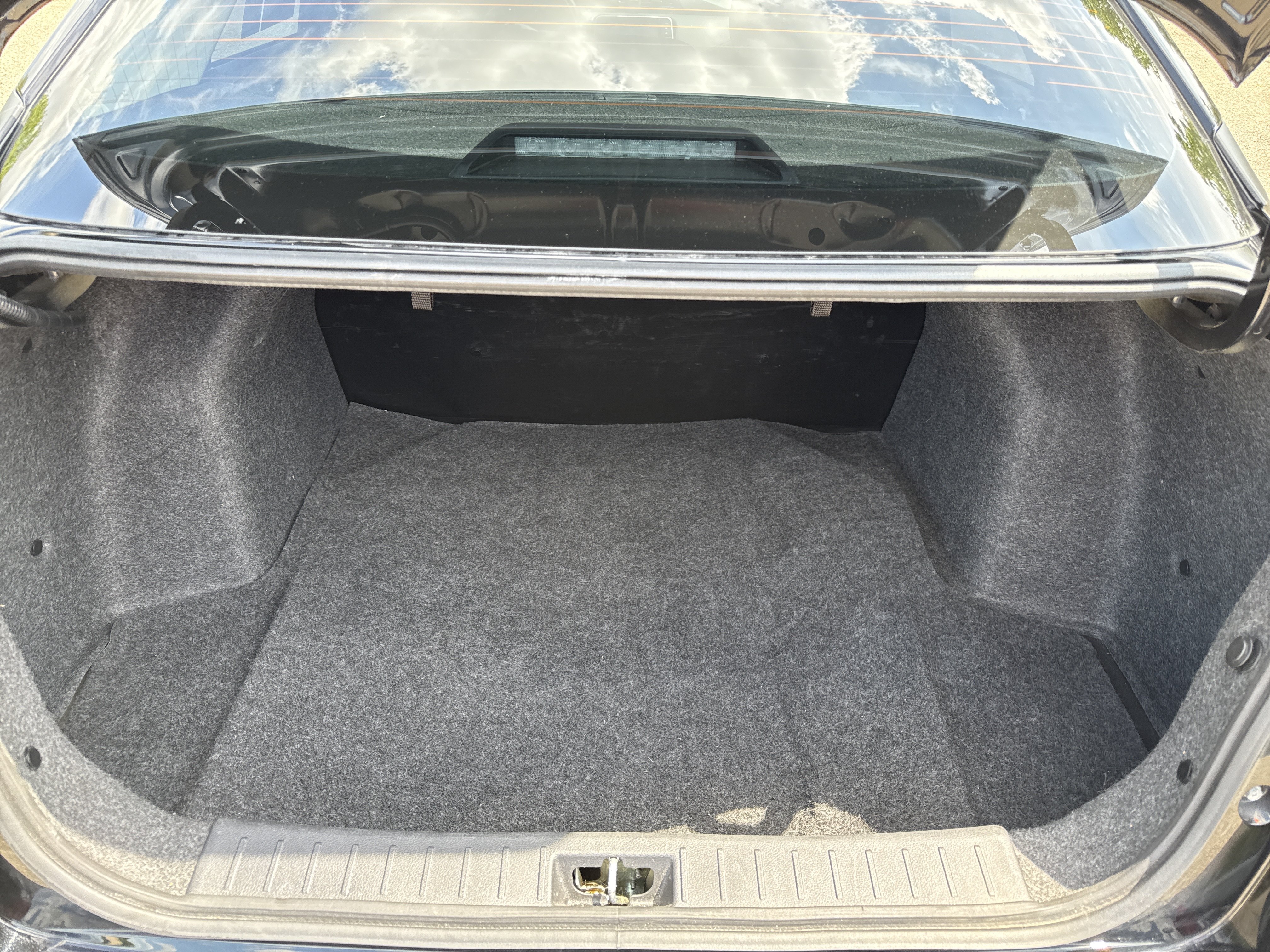 Used 2023 Nissan Versa S w/ Trunk Package FWD image 5