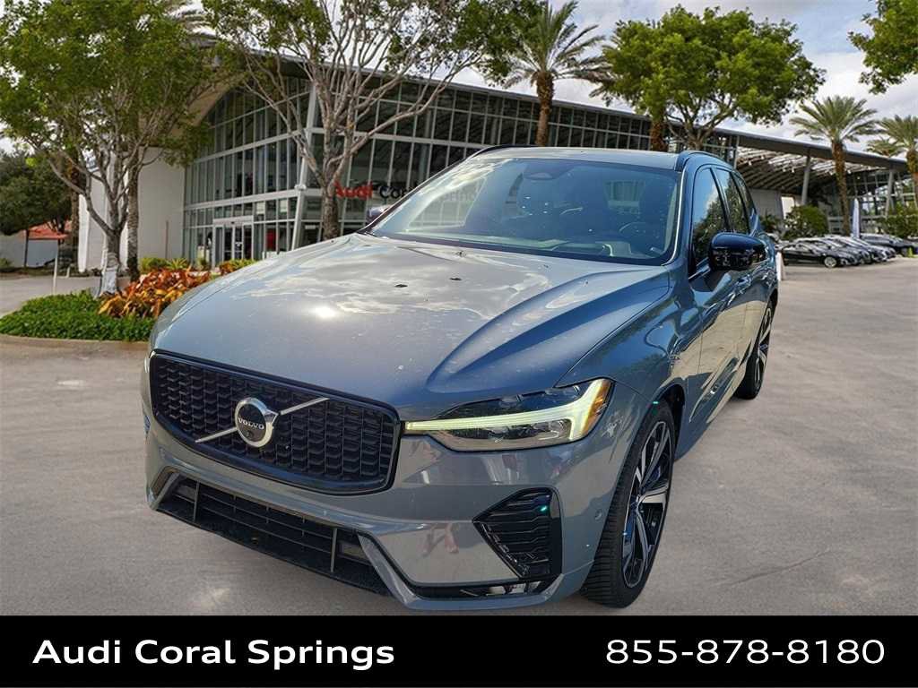 Used 2022 Volvo XC60 B5 R-Design w/ Advanced Package