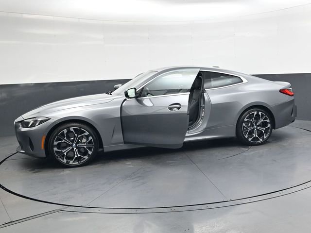 Used 2025 BMW 430i xDrive Coupe w/ Premium Package image 37