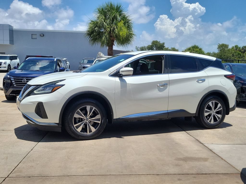 Used 2019 Nissan Murano S FWD image 2