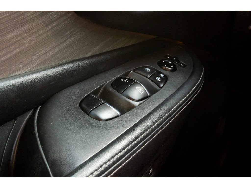 Used 2016 Nissan Murano Platinum image 29