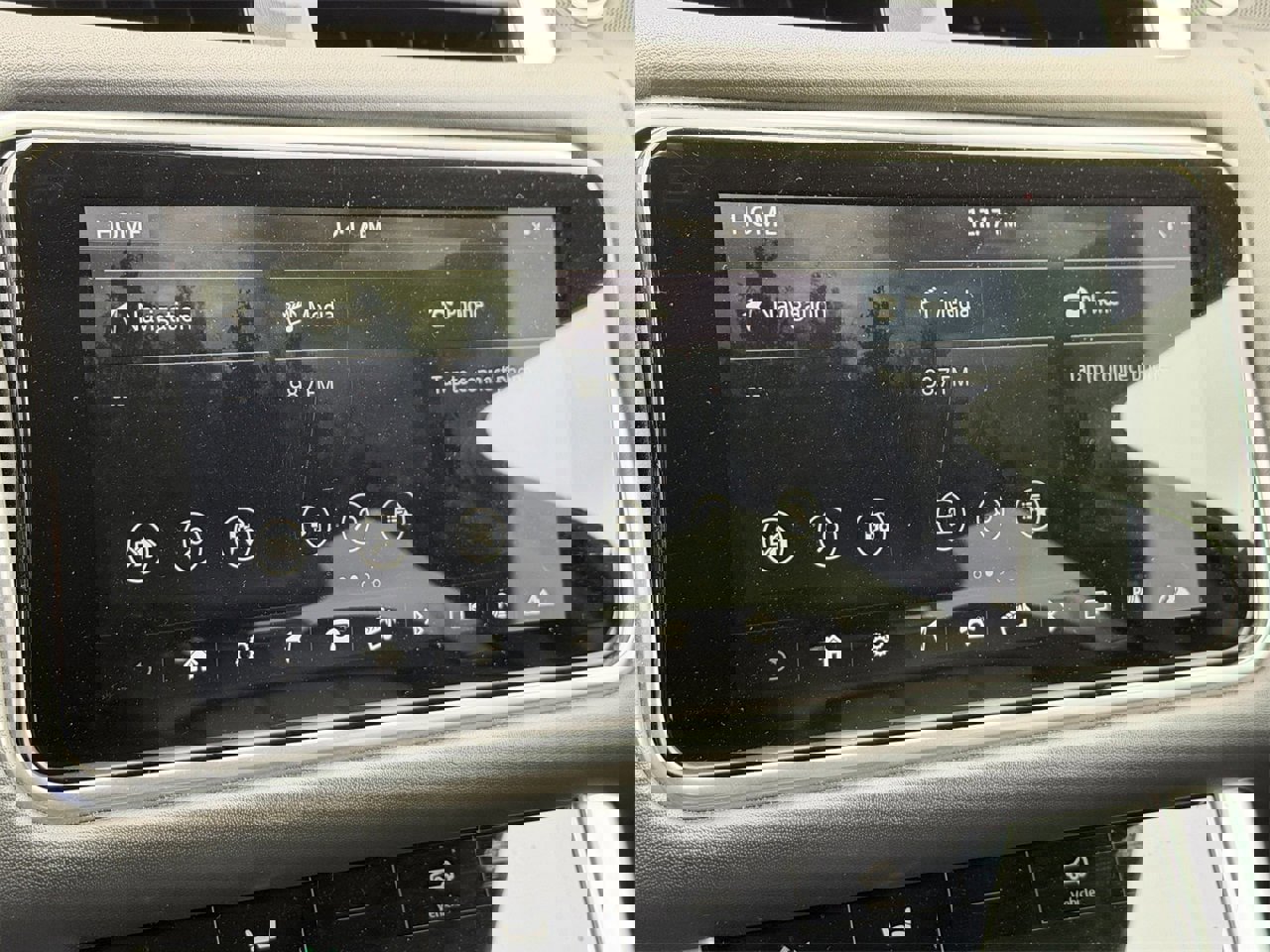 Used 2021 Land Rover Range Rover Sport HST image 18