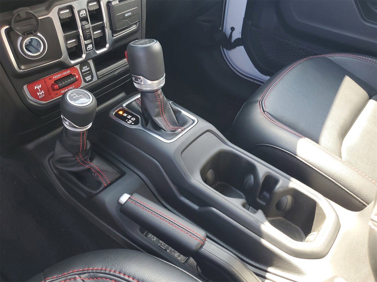 Used 2023 Jeep Gladiator Rubicon w/ LED Lighting Group image 21