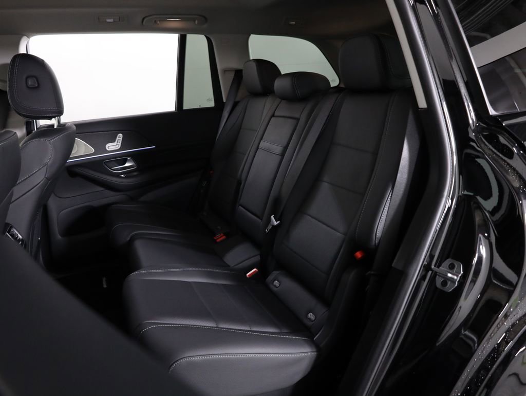 Used 2026 Mercedes-Benz GLS 450 4MATIC image 55