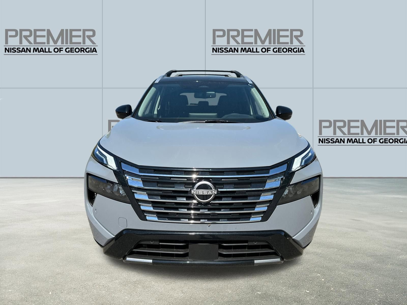 New 2026 Nissan Rogue Platinum image 2