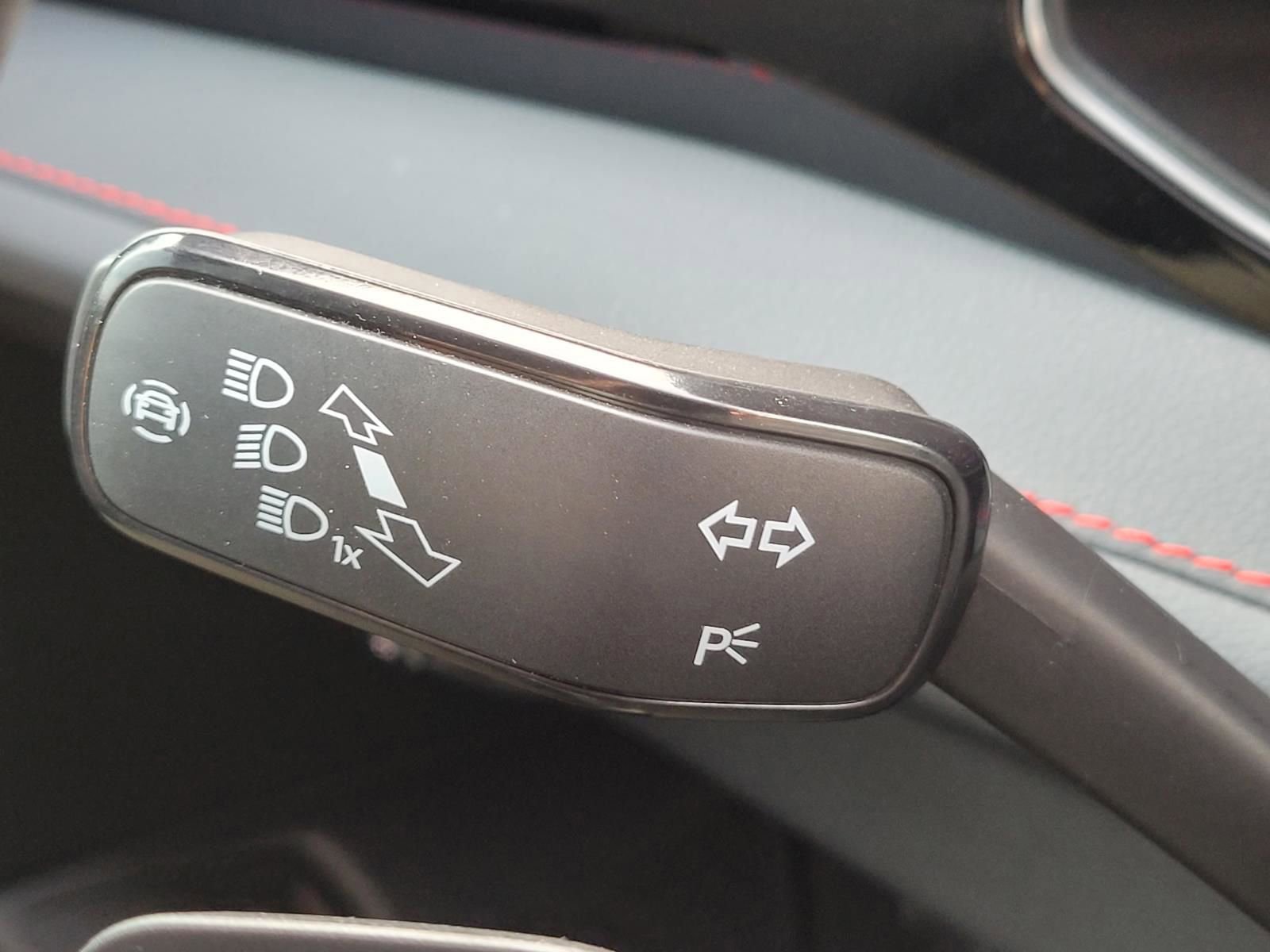 Used 2025 Volkswagen Jetta GLI Autobahn FWD image 30