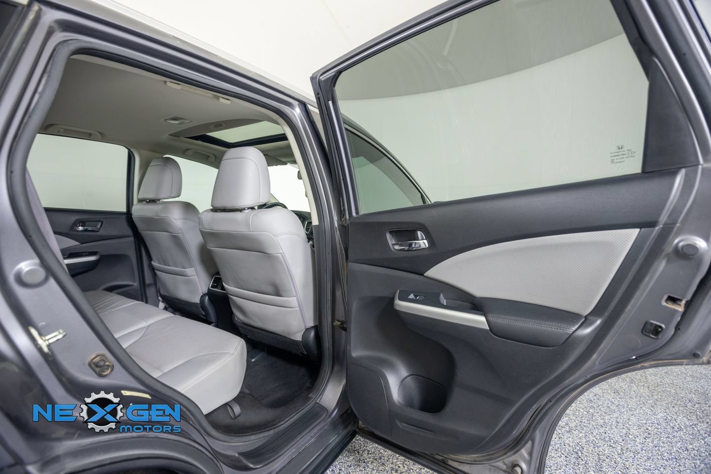 Used 2015 Honda CR-V EX-L image 31