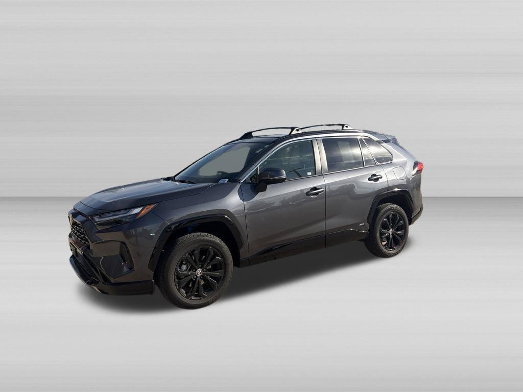 Used 2025 Toyota RAV4 SE w/ Convenience Package AWD/4WD image 9