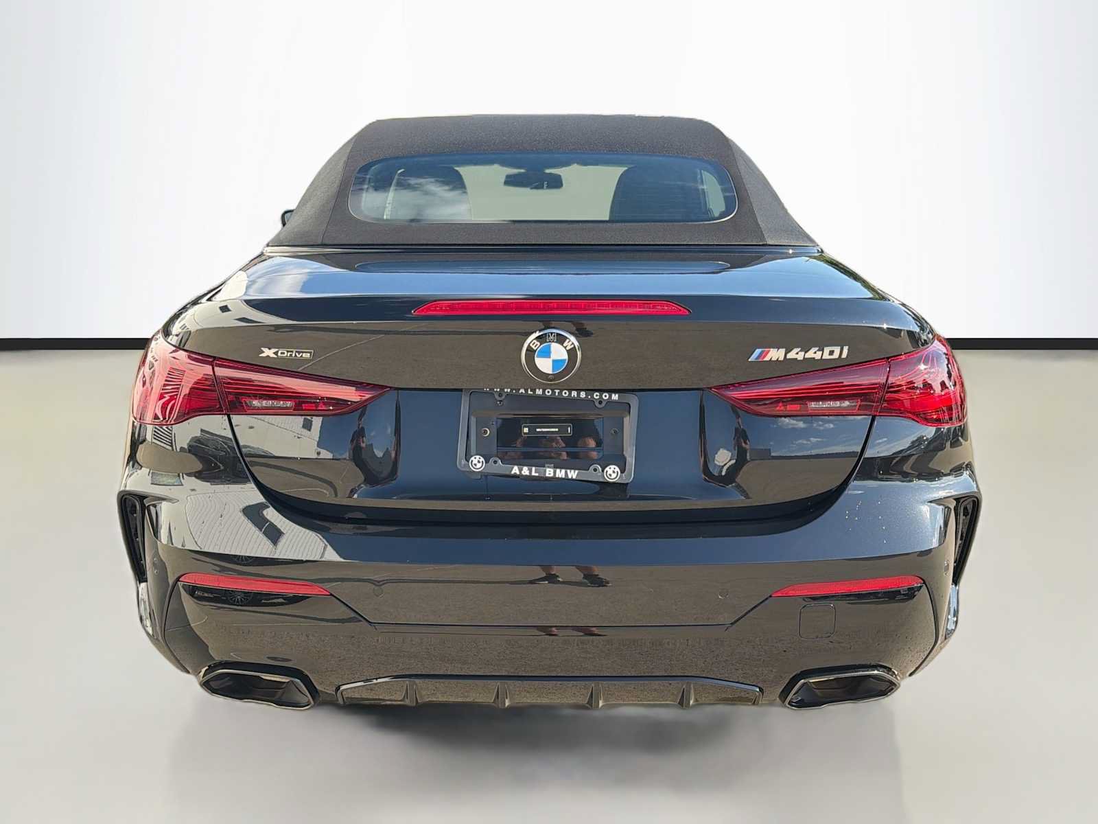 Used 2027 BMW 440i xDrive Convertible AWD/4WD image 4