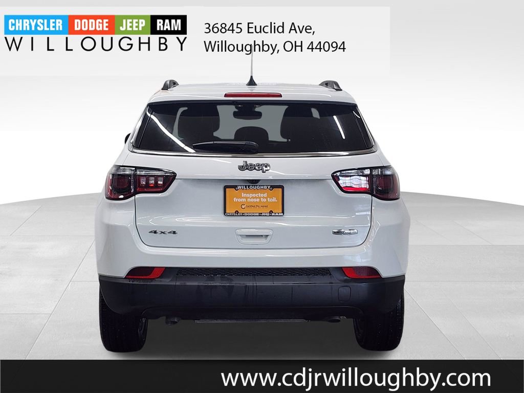 Used 2024 Jeep Compass Latitude image 7