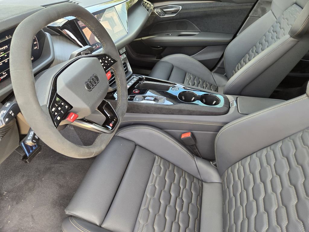 New 2026 Audi RS e-tron GT performance image 15