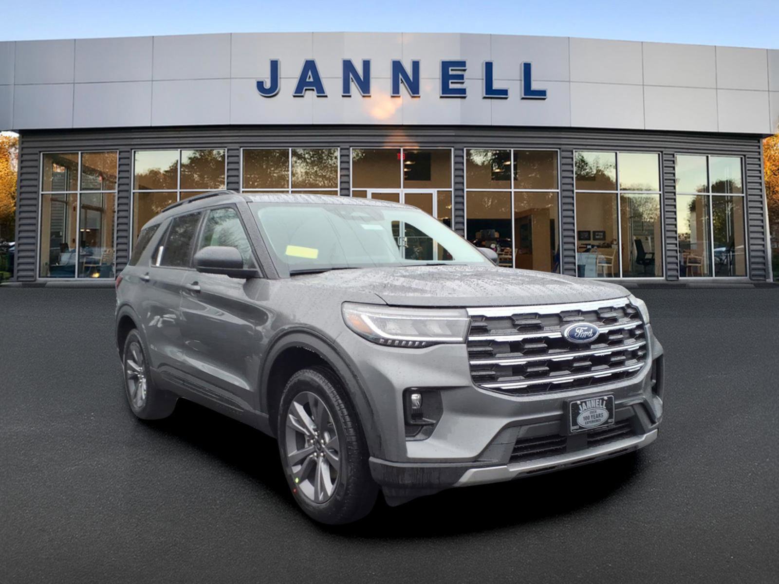 New 2026 Ford Explorer Active w/ Active Comfort Package AWD/4WD image 2
