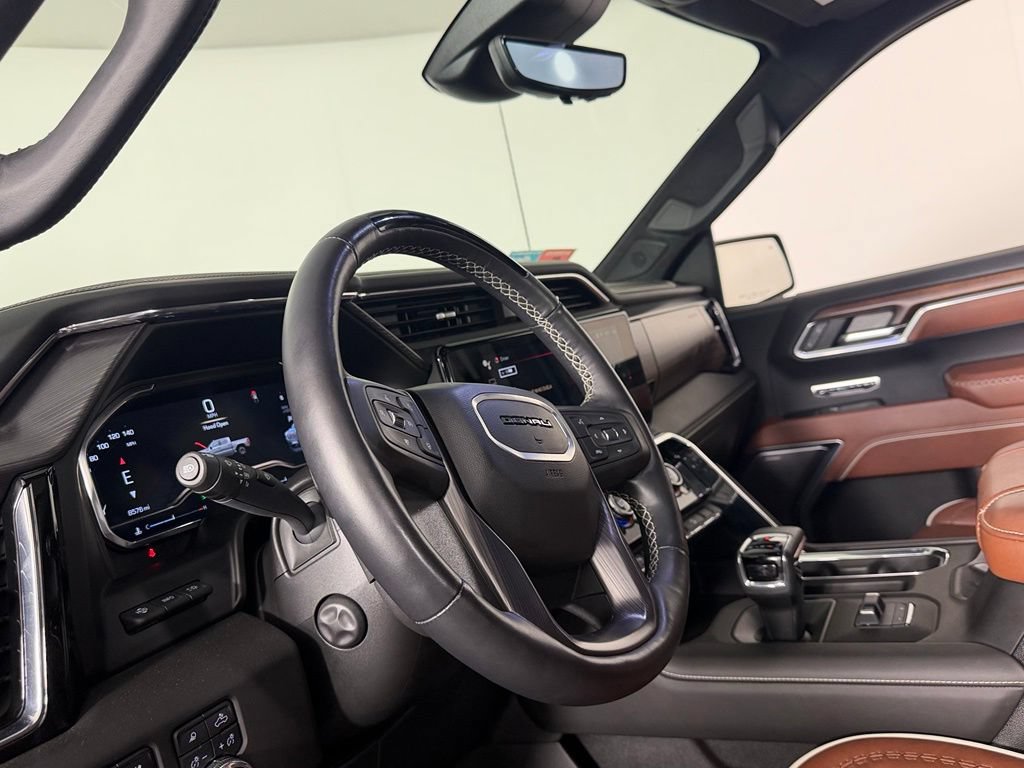 Used 2025 GMC Sierra 1500 Denali Ultimate AWD/4WD image 31