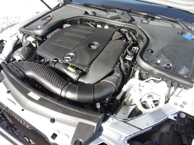 Used 2022 Mercedes-Benz E 350 Sedan image 18
