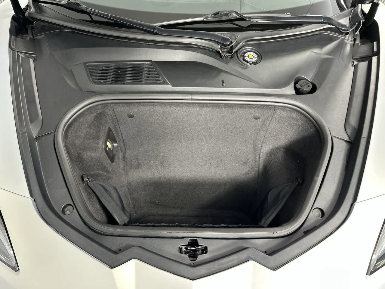Used 2021 Chevrolet Corvette Stingray Premium Cpe w/ Z51 Performance Package RWD image 28