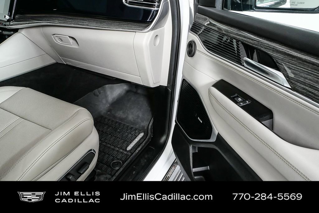 Used 2022 Jeep Wagoneer Series III w/ Premium Group I image 27