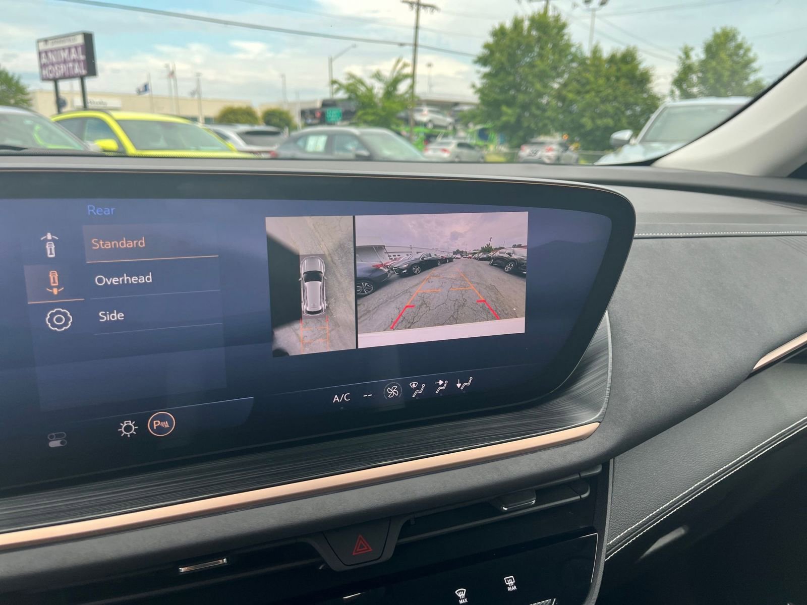 Used 2024 Buick Envision Sport Touring image 18