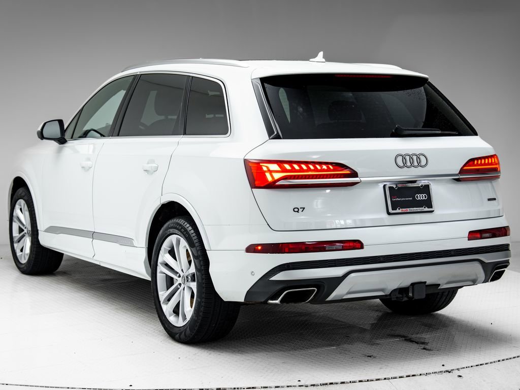 Certified 2025 Audi Q7 3.0T Premium w/ Convenience Package image 3