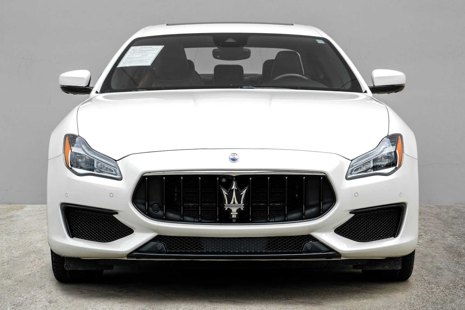 Used 2018 Maserati Quattroporte S GranSport Q4 AWD/4WD image 6