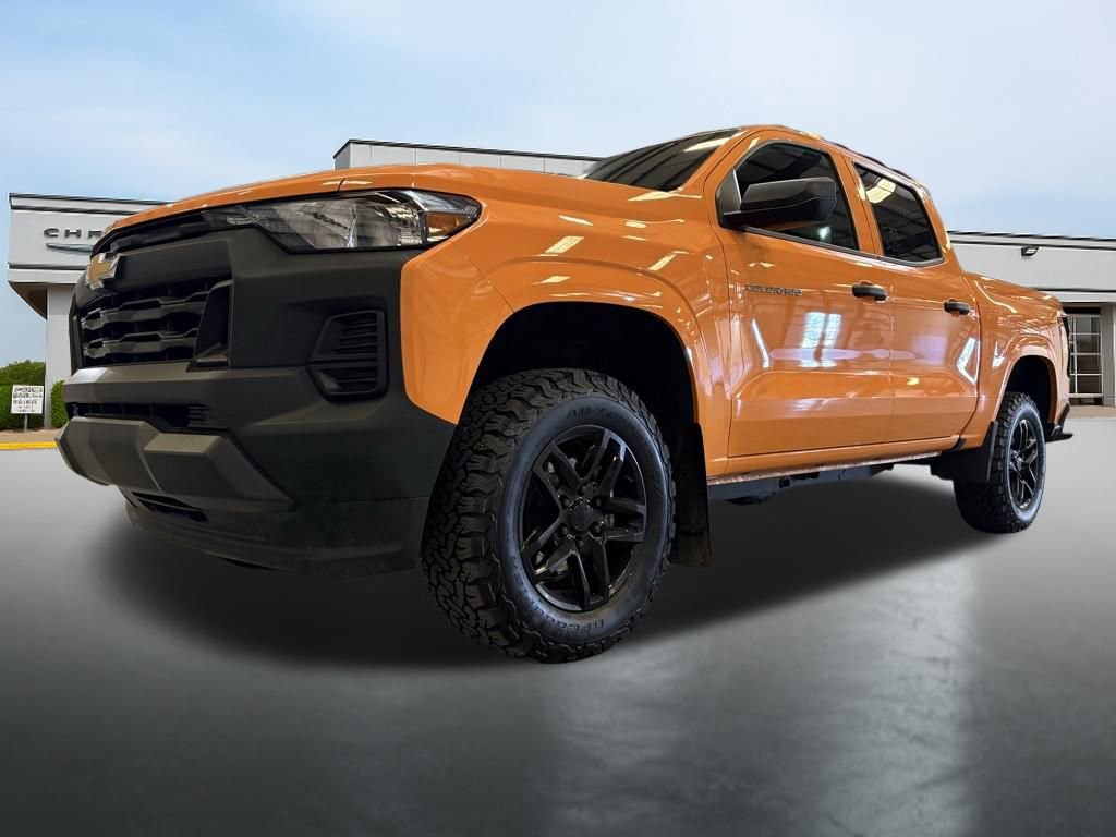 Used 2025 Chevrolet Colorado W/T w/ Advanced Trailering Package image 10