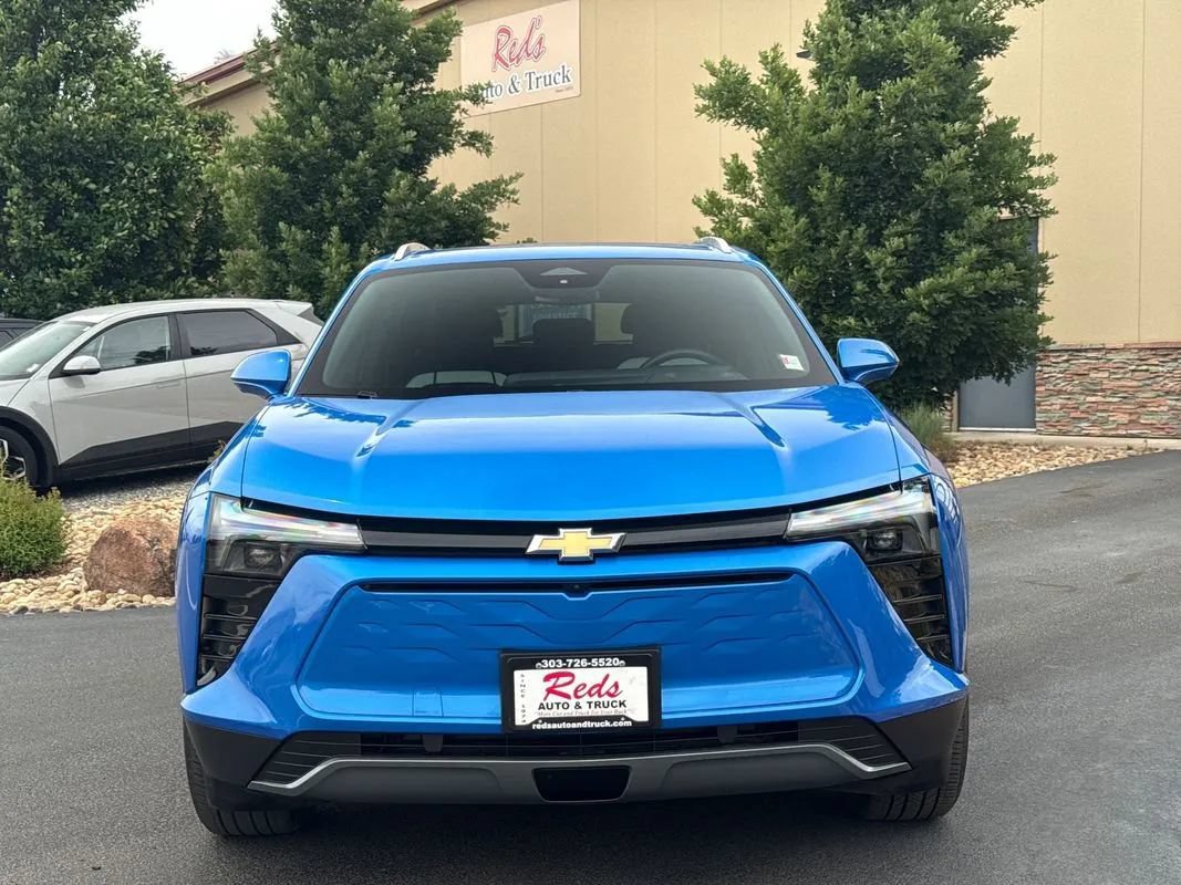 Used 2024 Chevrolet Blazer EV LT AWD/4WD image 14