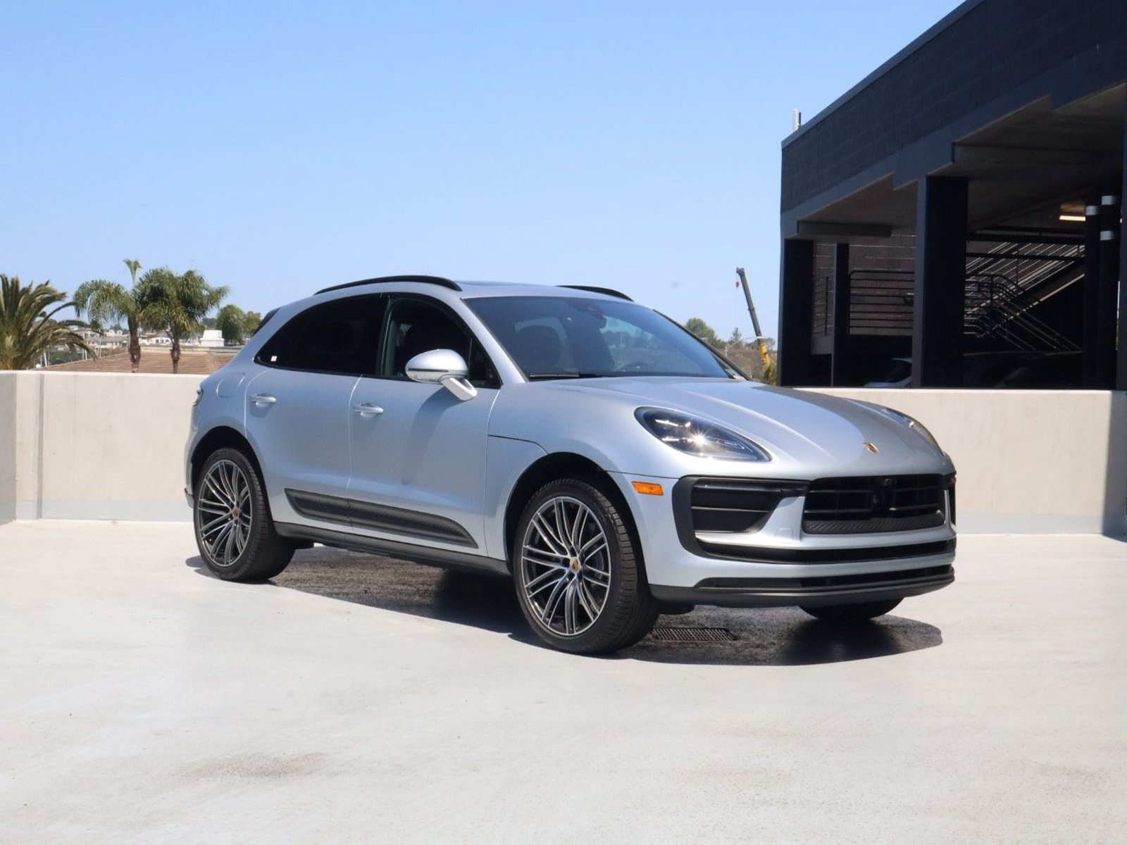 New 2026 Porsche Macan AWD/4WD image 7