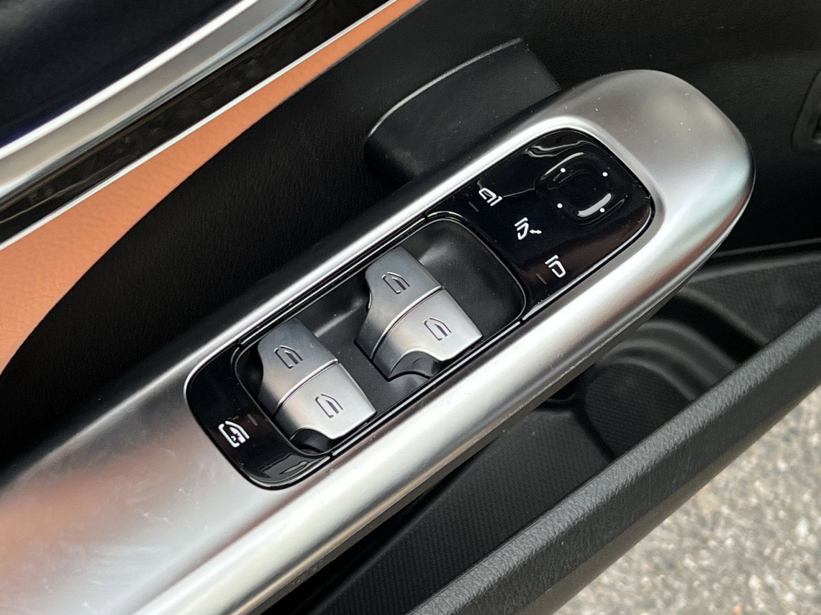 New 2026 Mercedes-Benz C 300 4MATIC Sedan image 13