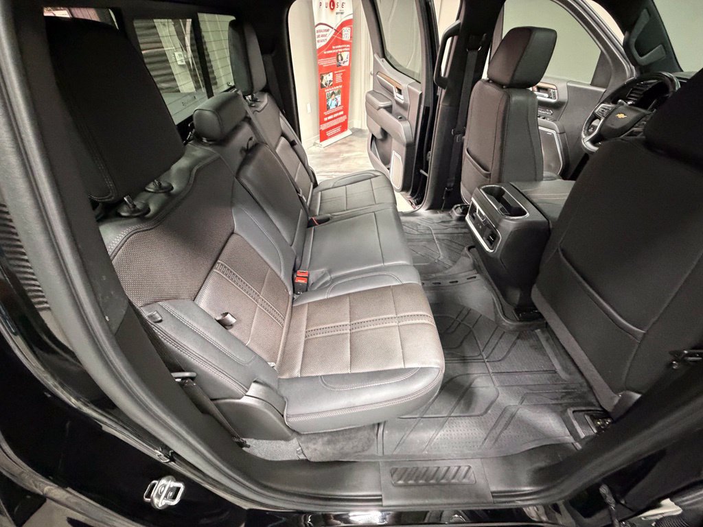 Used 2024 Chevrolet Silverado 1500 High Country AWD/4WD image 54