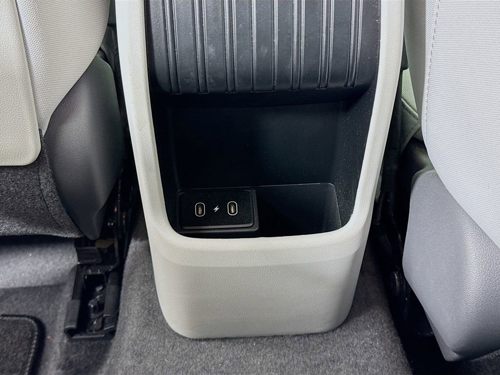 Certified 2025 Hyundai Kona SE image 35