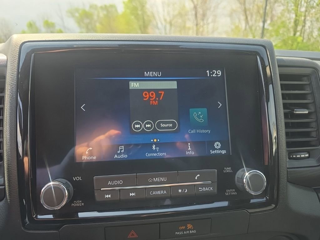 Used 2022 Nissan Frontier S w/ Technology Package RWD image 19