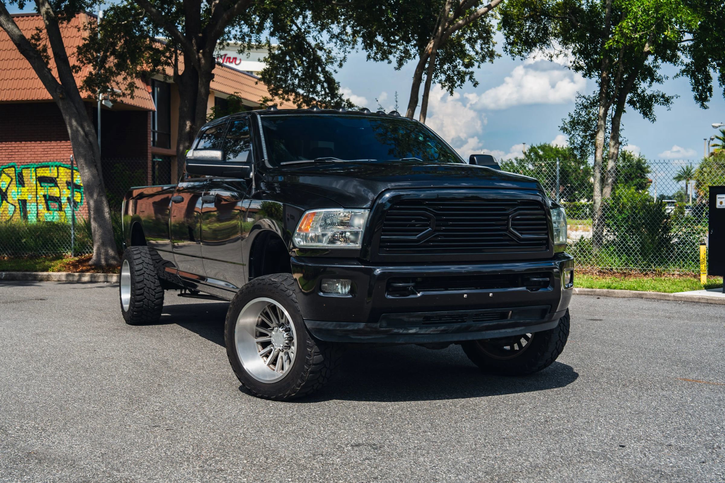 Used 2017 RAM 3500 Tradesman w/ Chrome Appearance Group