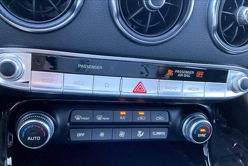 Used 2023 Kia Stinger GT-Line image 30