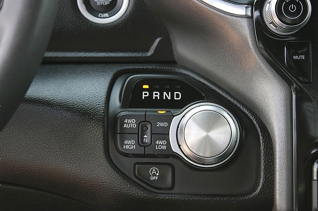 Used 2025 RAM 1500 Laramie image 11