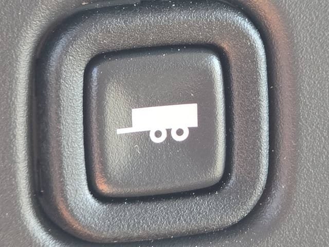 New 2025 Chevrolet Express 3500 w/ Power Convenience Package RWD image 5