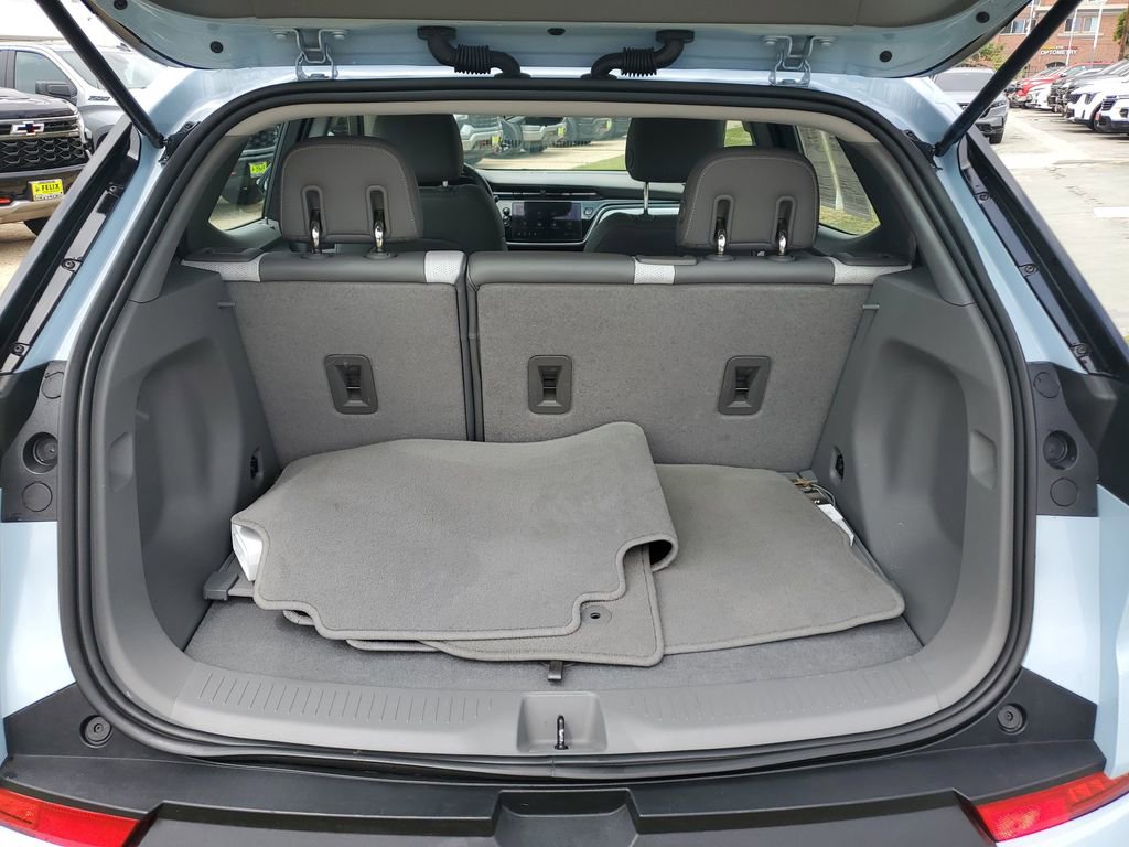 Used 2023 Chevrolet Bolt EUV Premier FWD image 9