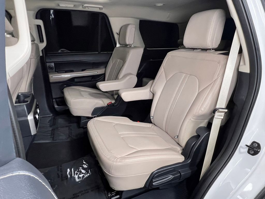 Used 2024 Ford Expedition Limited AWD/4WD image 21