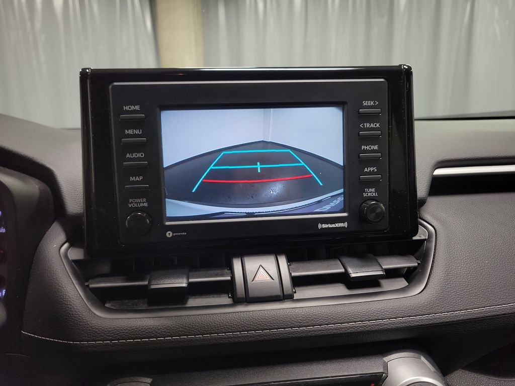 Used 2021 Toyota RAV4 LE AWD/4WD image 20