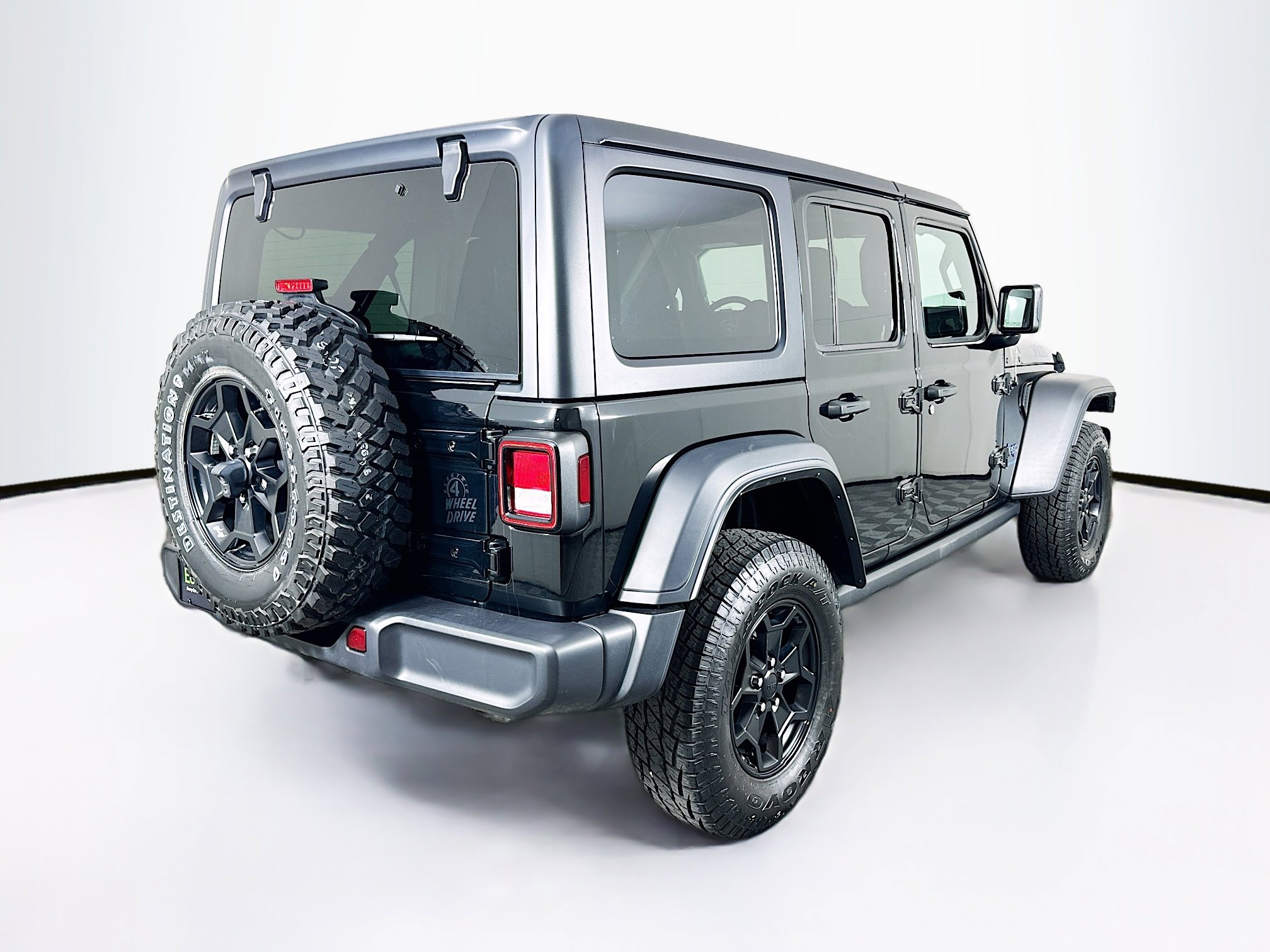 Used 2023 Jeep Wrangler Unlimited w/ Cold Weather Group AWD/4WD image 9
