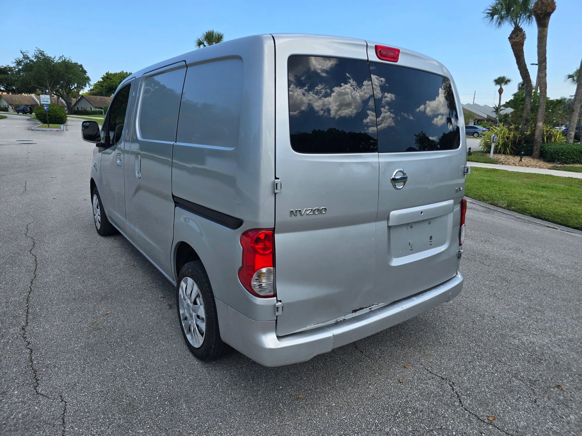 Used 2013 Nissan NV200 SV w/ Exterior Appearance Pkg FWD image 7