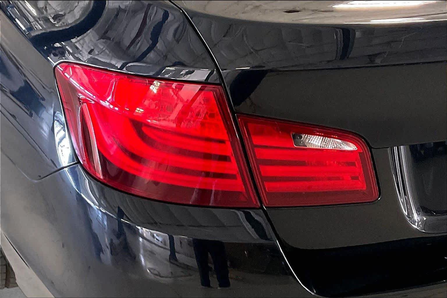 Used 2012 BMW 535i xDrive Sedan AWD/4WD image 25