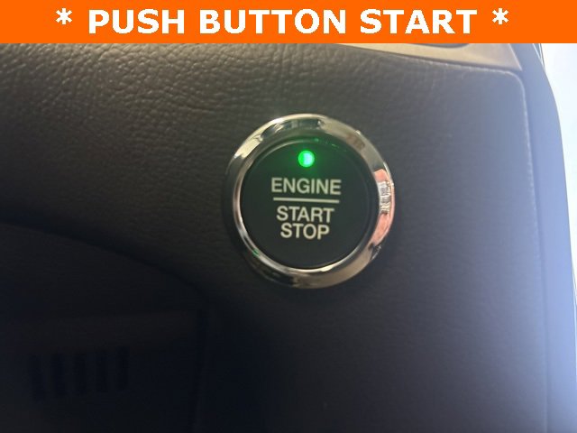 Used 2024 Ford Edge SEL w/ Convenience Package image 18