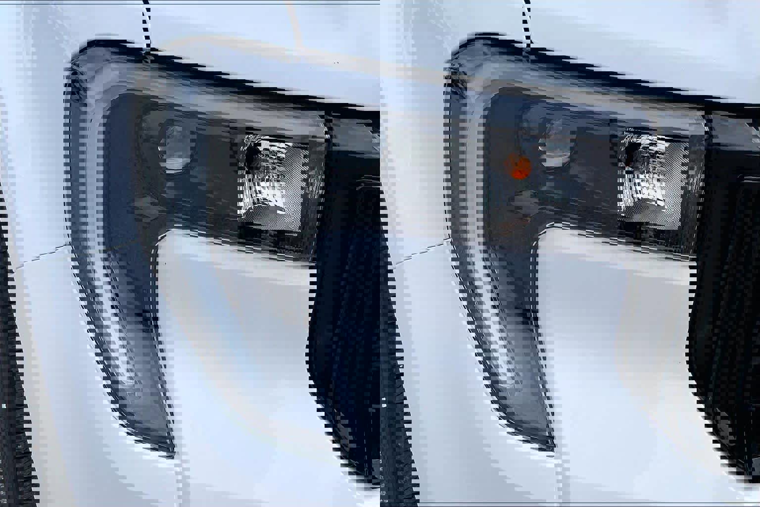 New 2025 Ford Maverick Lobo image 13