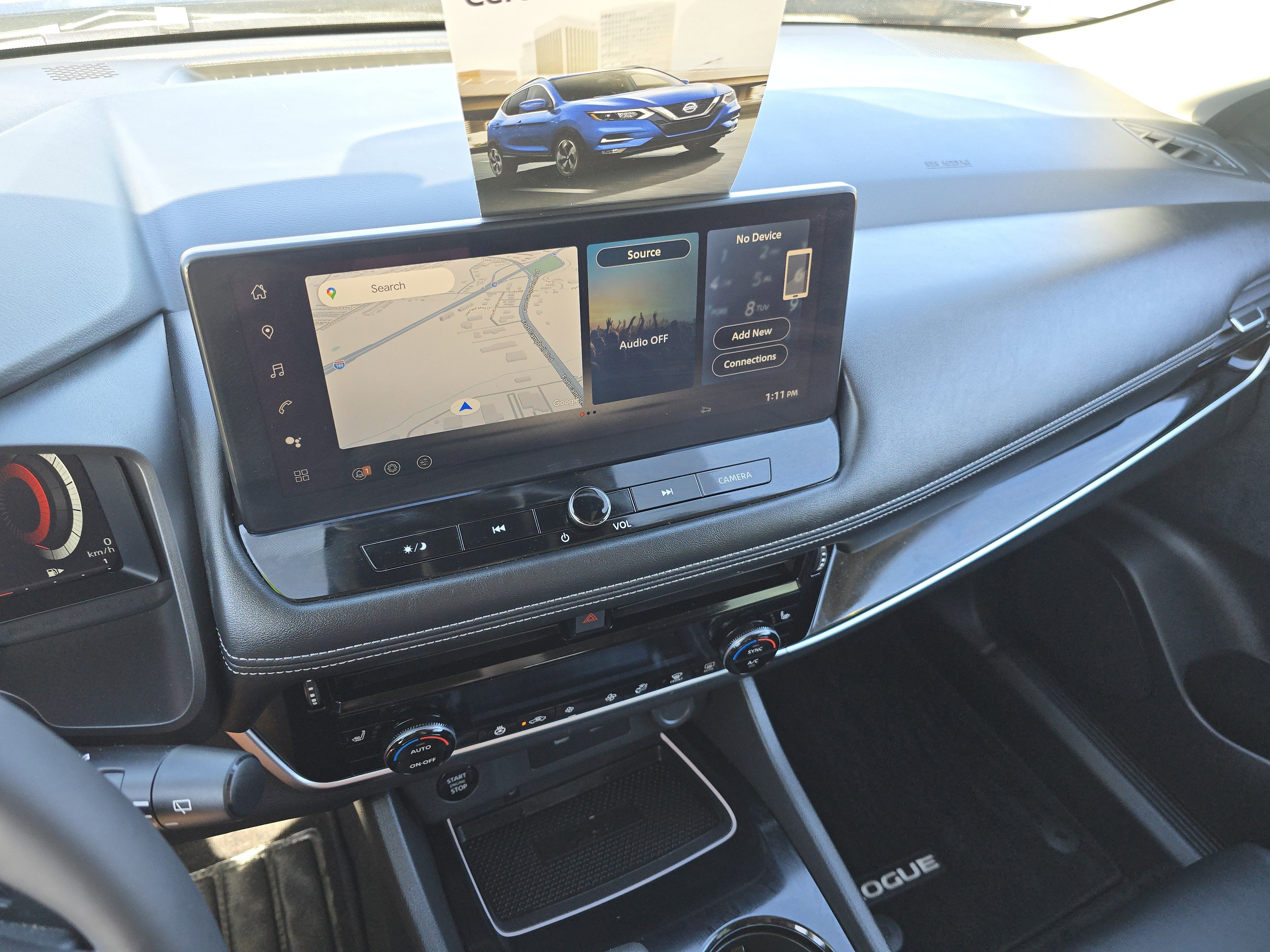 Used 2025 Nissan Rogue SL image 36