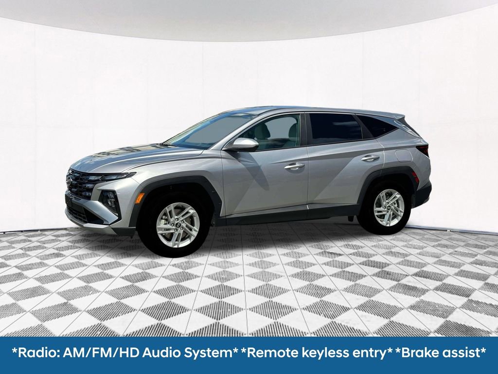 New 2026 Hyundai Tucson SE AWD/4WD image 2