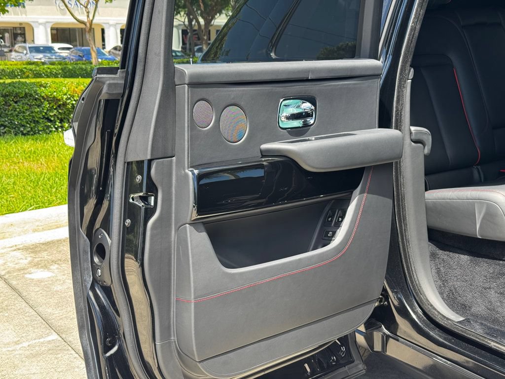 Used 2021 Rolls-Royce Cullinan AWD/4WD image 42