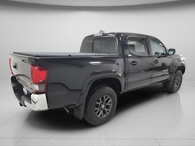 Used 2021 Toyota Tacoma SR5 AWD/4WD image 6