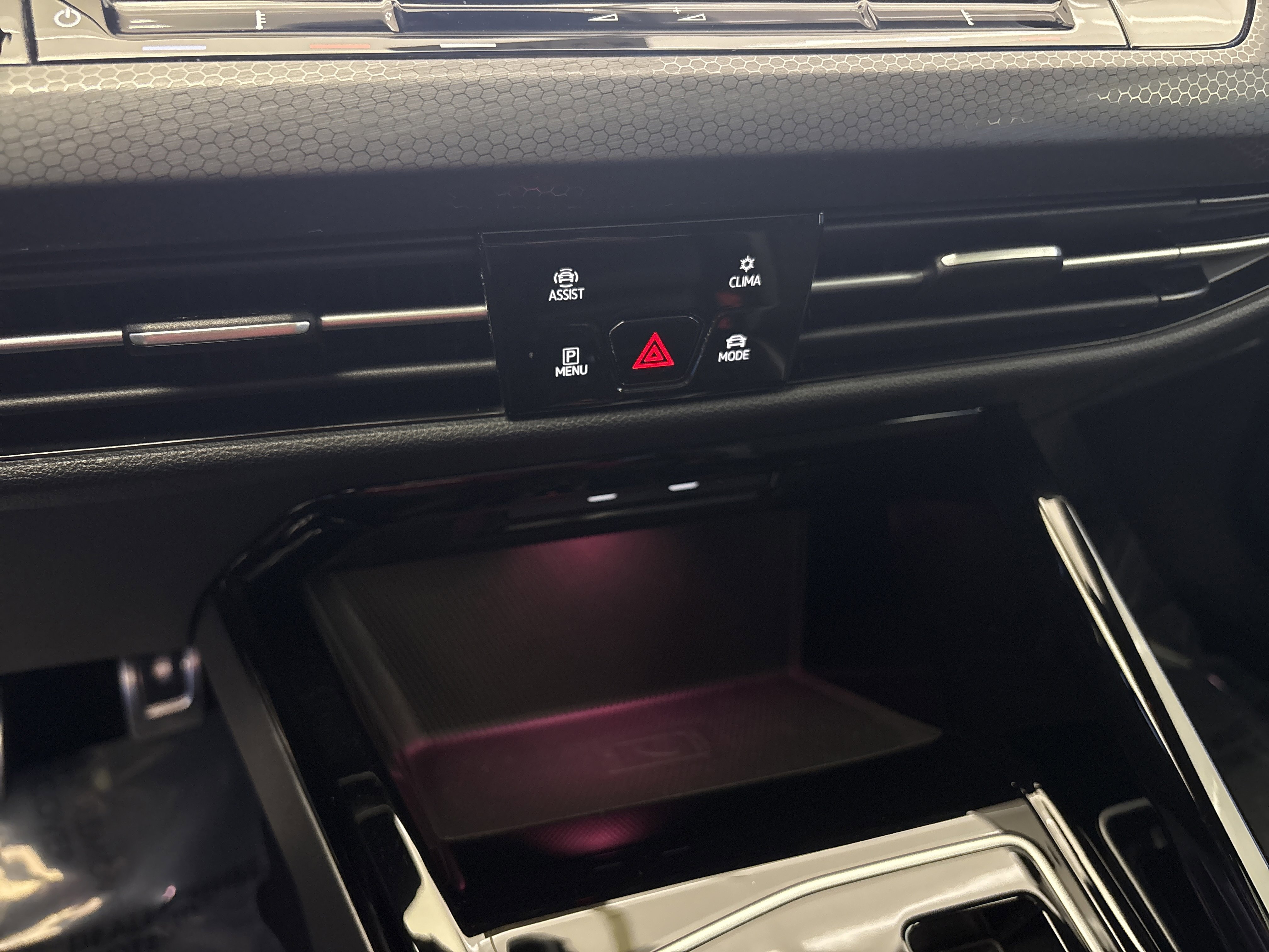 Used 2023 Volkswagen GTI Autobahn image 21