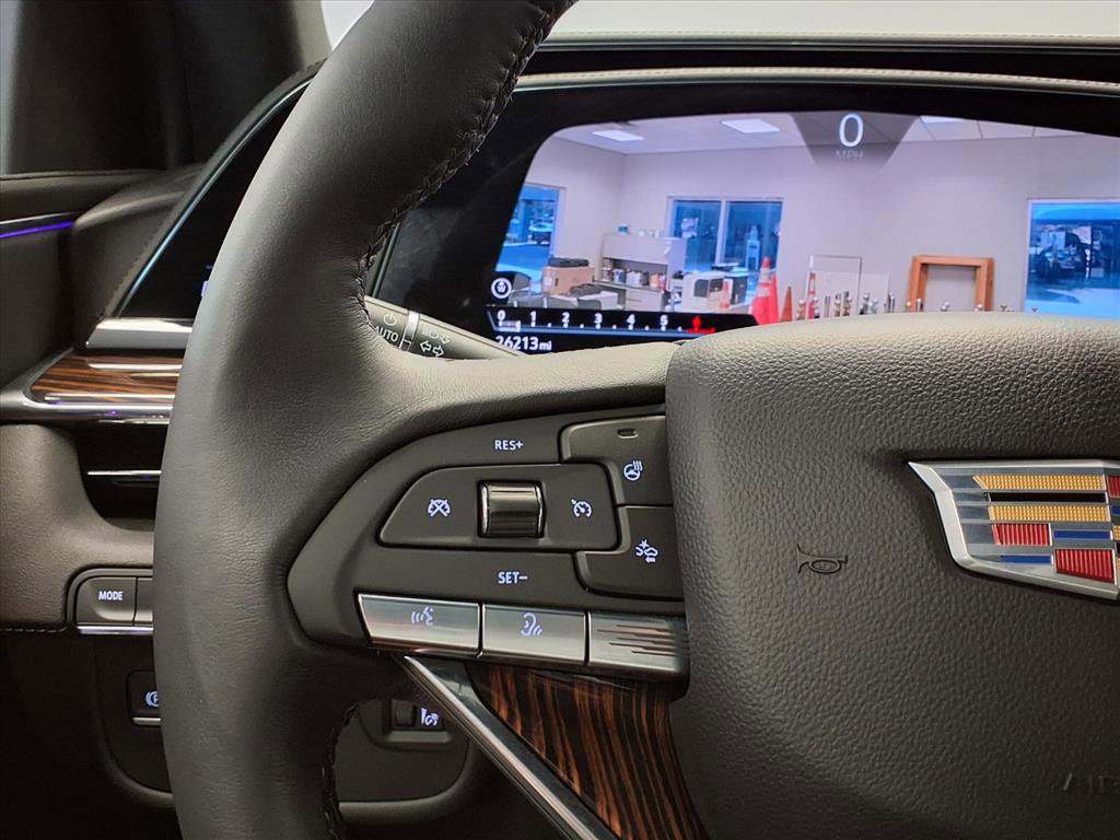 Certified 2024 Cadillac Escalade ESV Luxury image 28